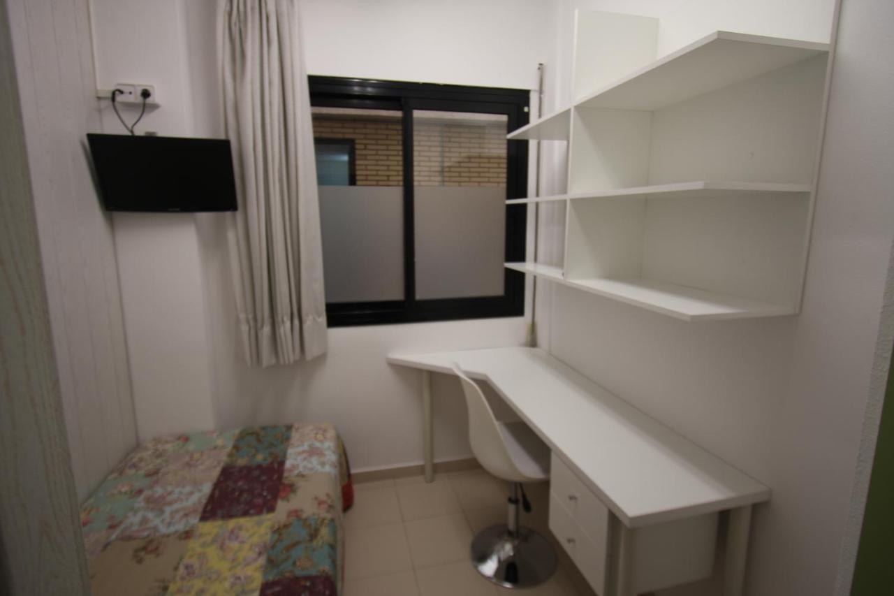 Residencia Universitaria Tagaste Barcelona Buitenkant foto
