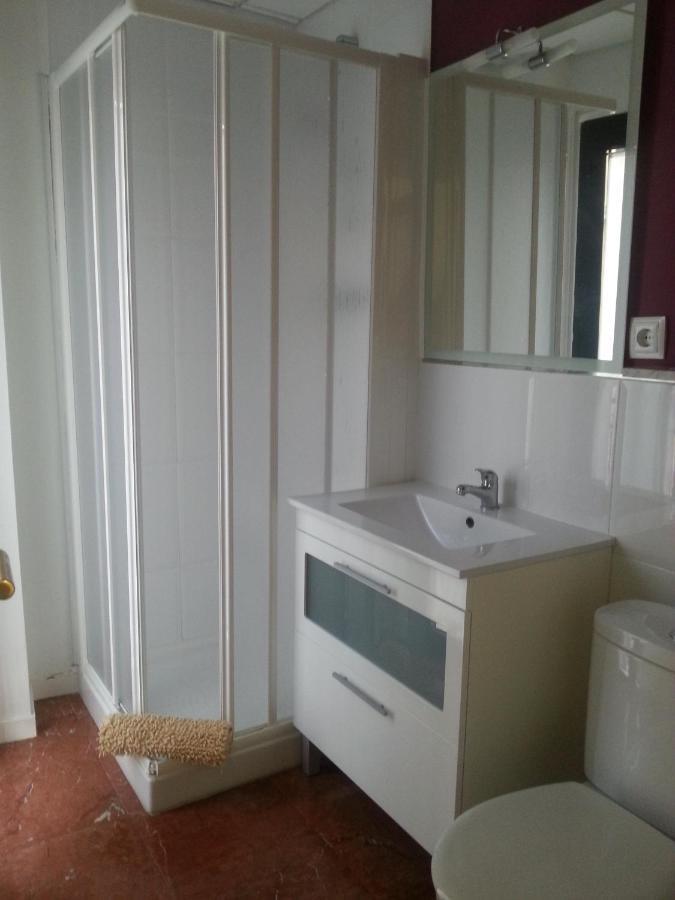 Residencia Universitaria Tagaste Barcelona Kamer foto