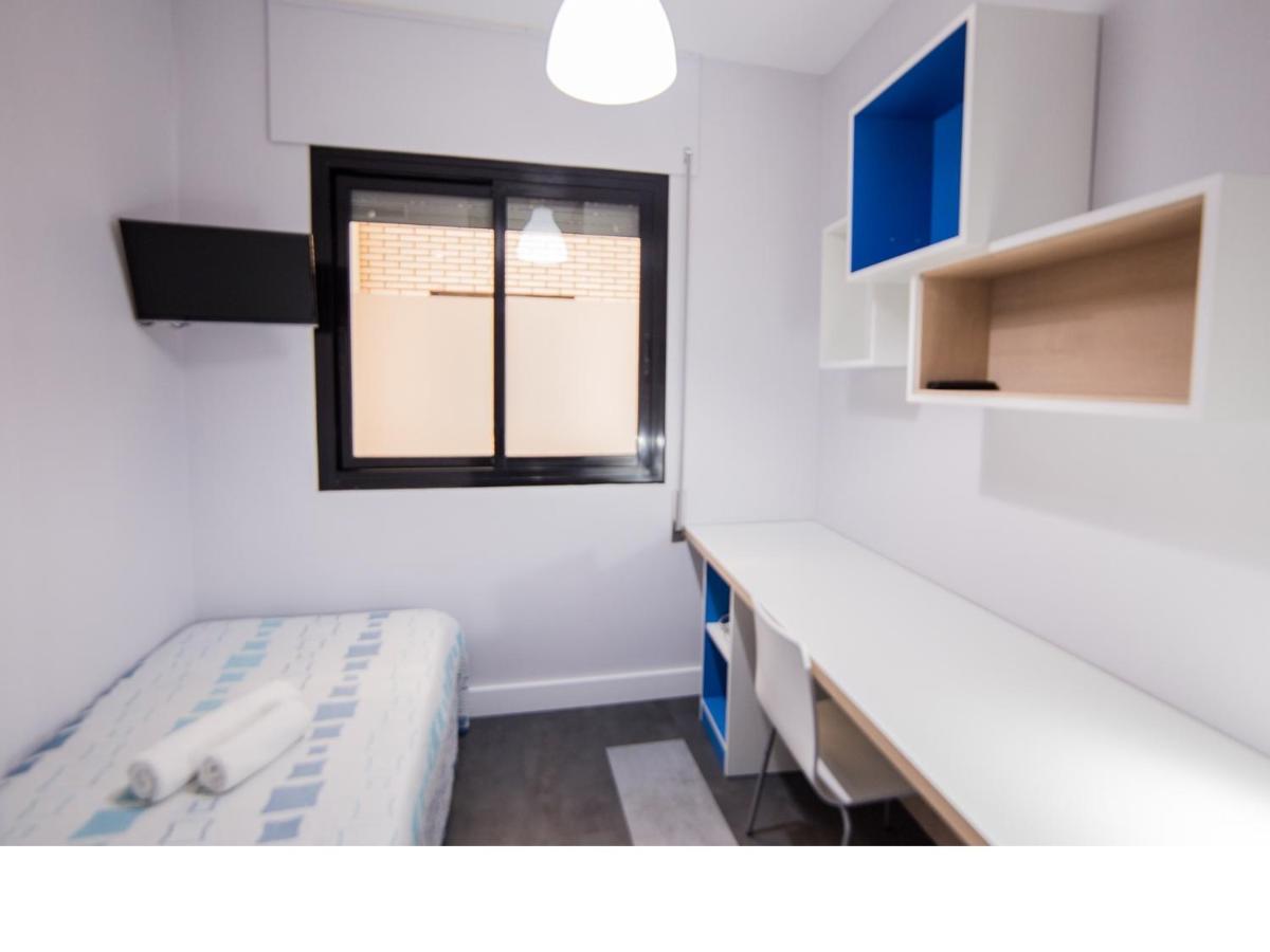 Residencia Universitaria Tagaste Barcelona Buitenkant foto