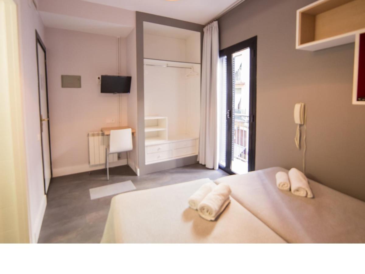Residencia Universitaria Tagaste Barcelona Kamer foto