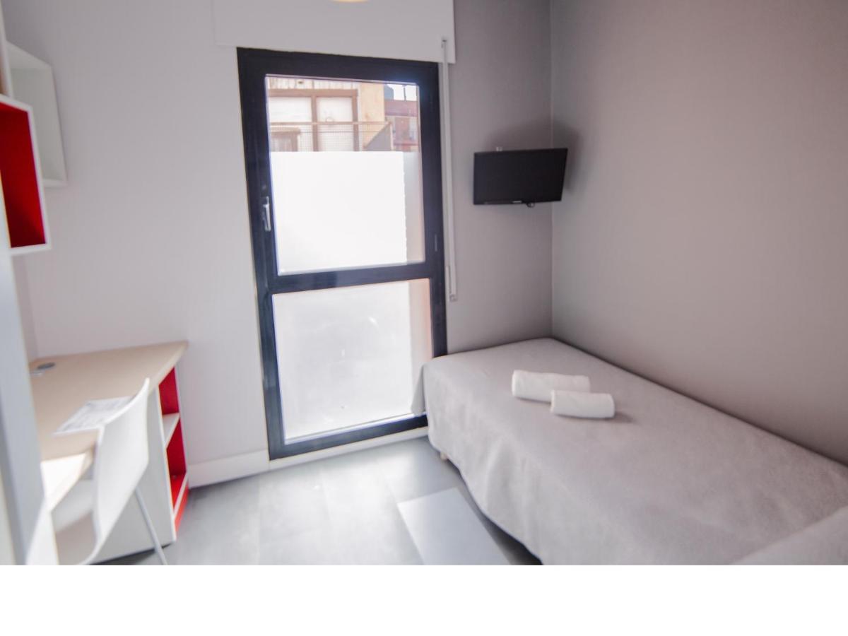 Residencia Universitaria Tagaste Barcelona Kamer foto